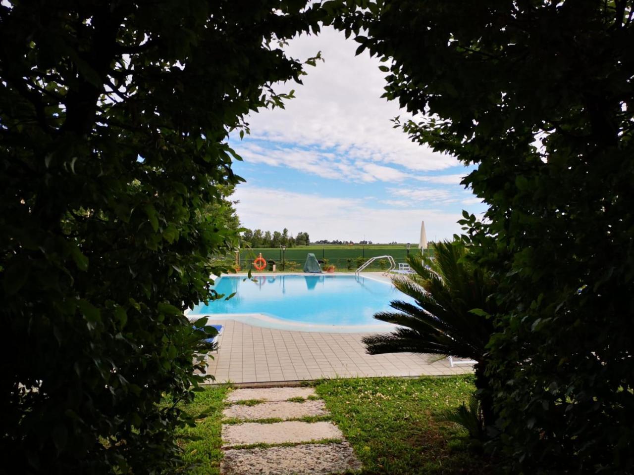 Agriturismo Tenuta Regina - Glamping Luxury Lodges And Apartments Palazzolo dello Stella Dış mekan fotoğraf