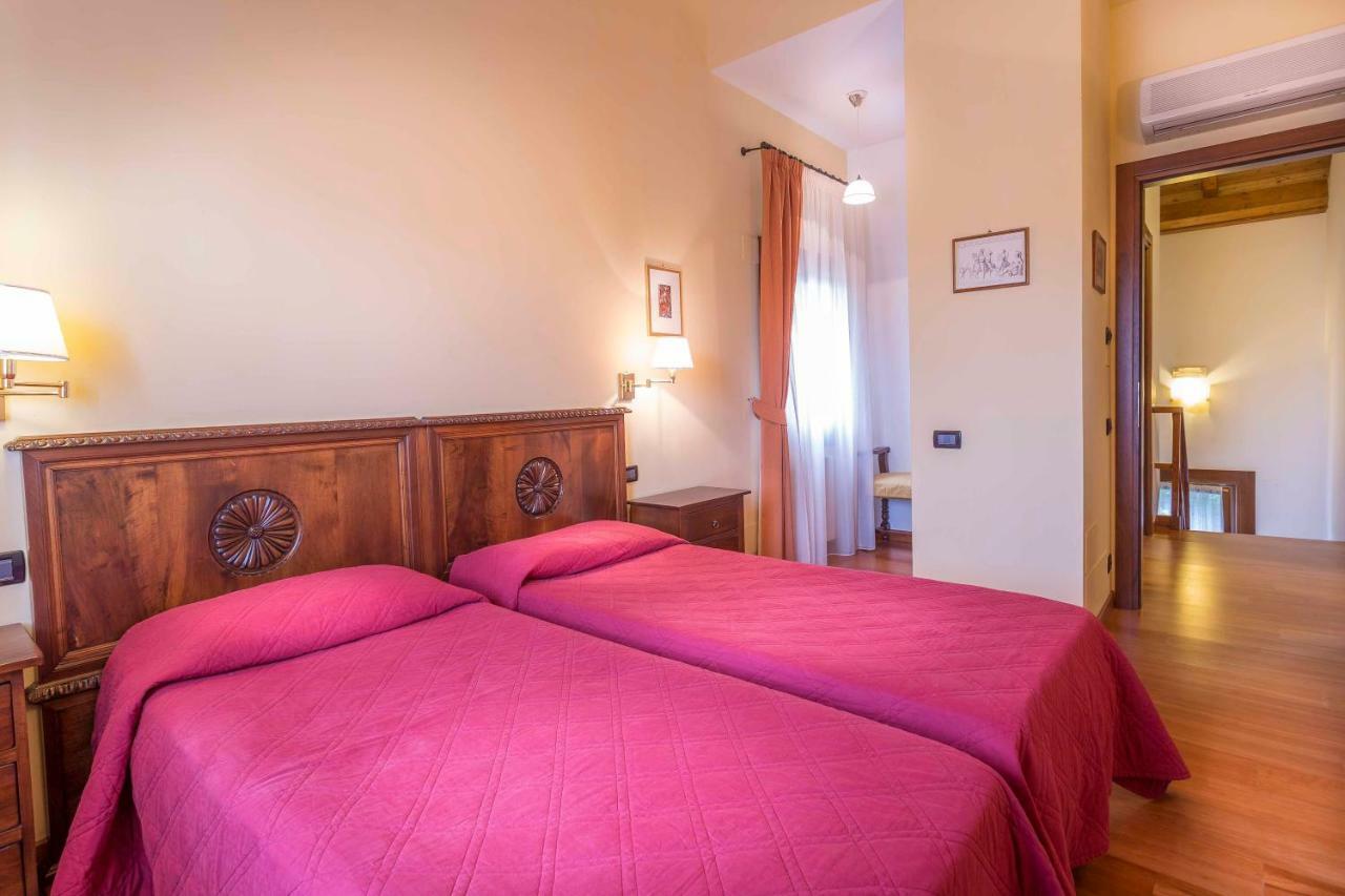 Agriturismo Tenuta Regina - Glamping Luxury Lodges And Apartments Palazzolo dello Stella Dış mekan fotoğraf