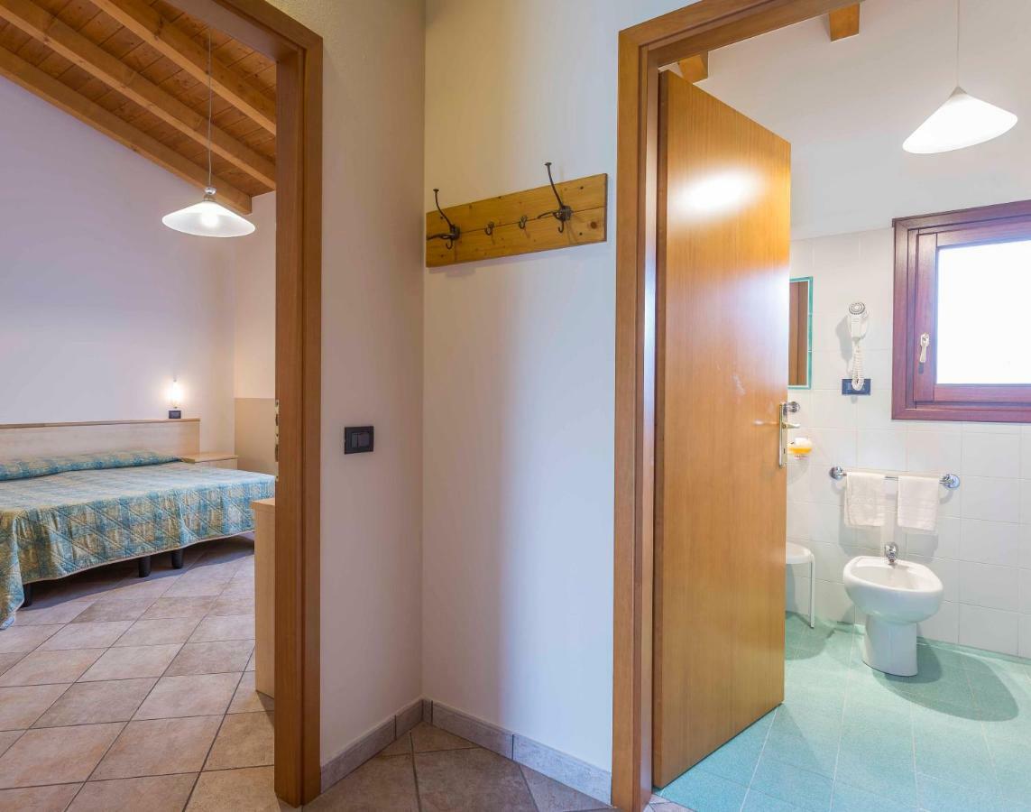 Agriturismo Tenuta Regina - Glamping Luxury Lodges And Apartments Palazzolo dello Stella Dış mekan fotoğraf