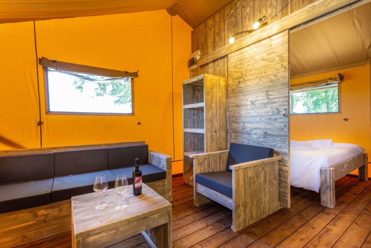 Agriturismo Tenuta Regina - Glamping Luxury Lodges And Apartments Palazzolo dello Stella Dış mekan fotoğraf